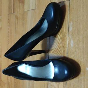 Nine West Black Heels